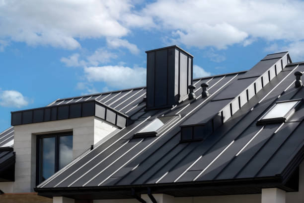 Best Roof Moss and Algae Removal  in Weedpatch, CA